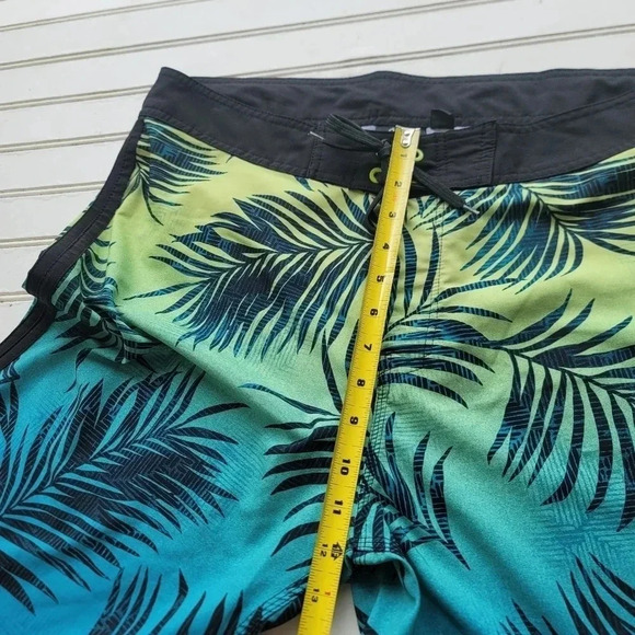 Burnside Swim Trunks Board Shorts Mens 34 Back Pocket No Linear Palm Blue Tree’s - Picture 5 of 11